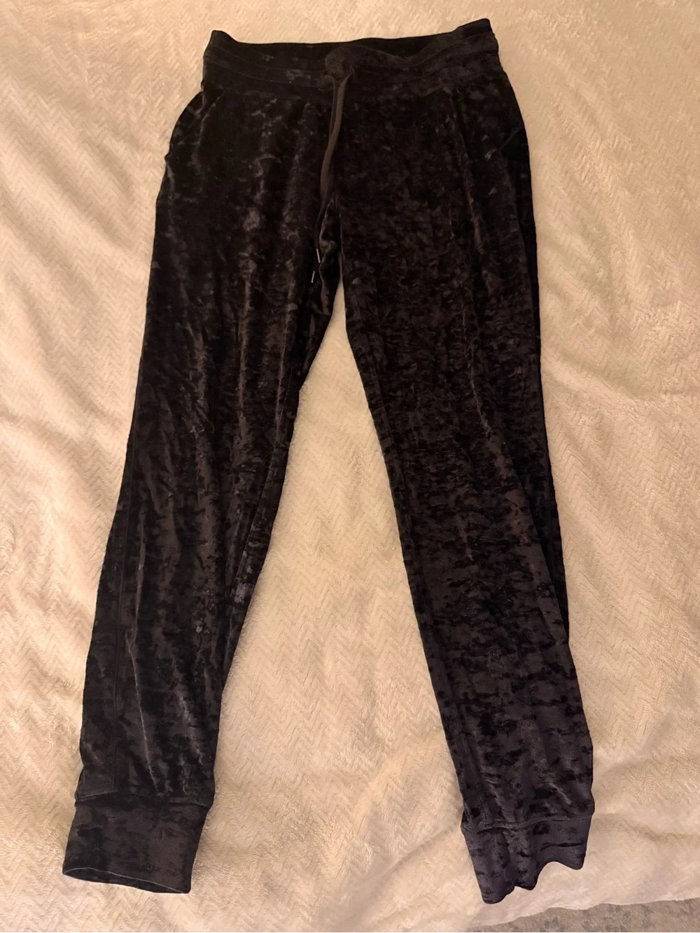 Lululemon Ready to Crush Jogger Black Velvet – Size 8
